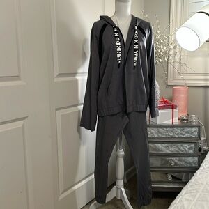 NWT DKNY SPORT jogger